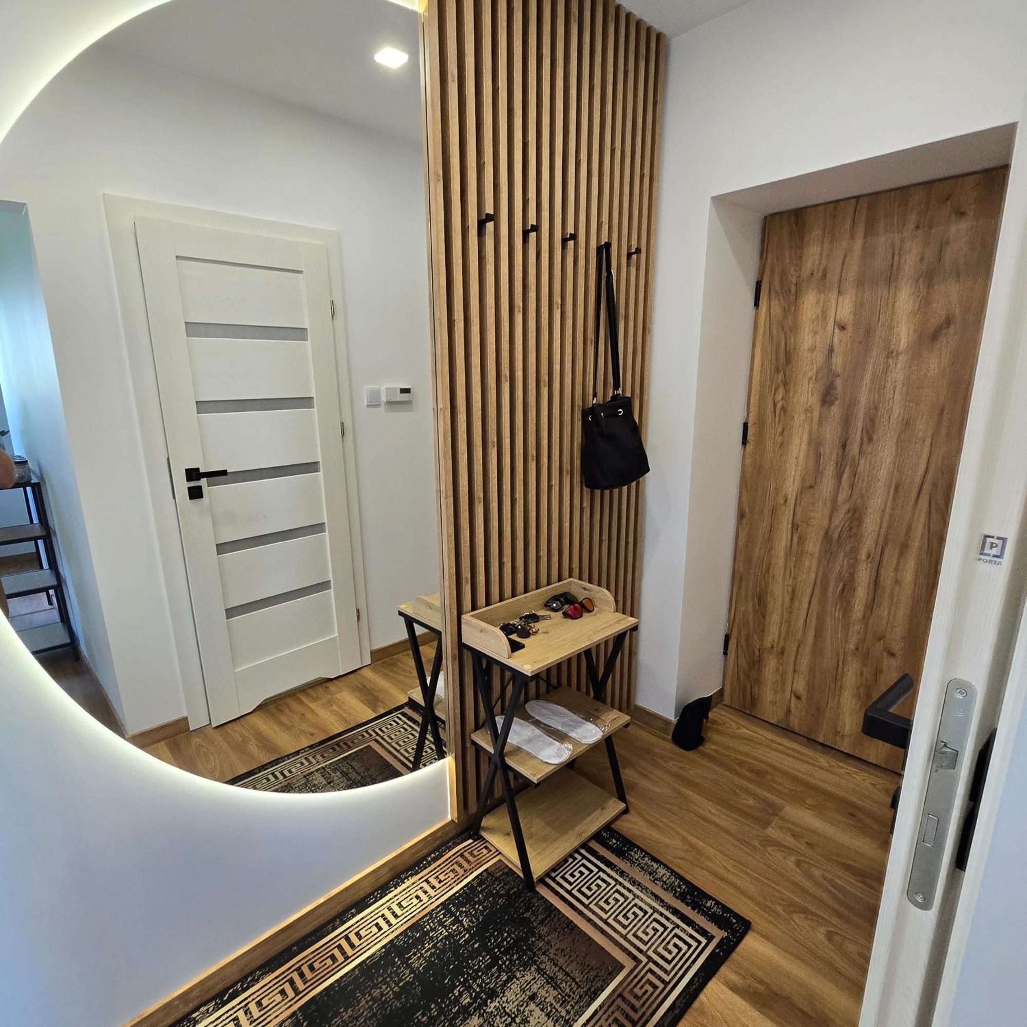 Mieszkanie Nad Jeziorem Roznowskim Apartment Roznow